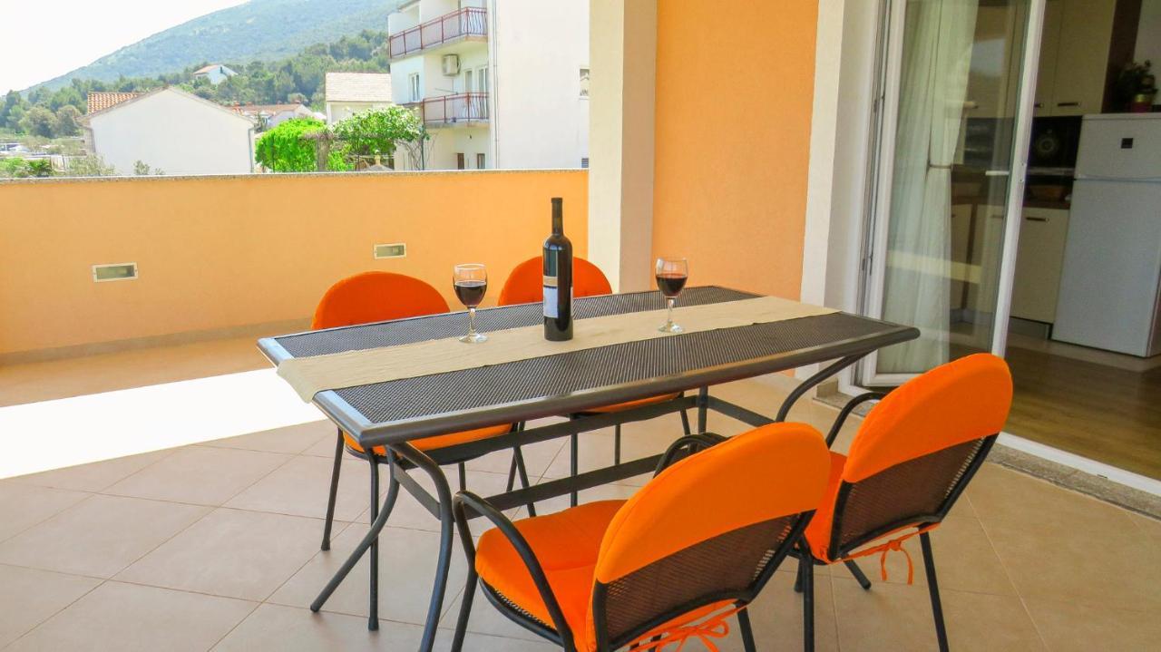 Apartments Villa Ante Grebastica Bagian luar foto