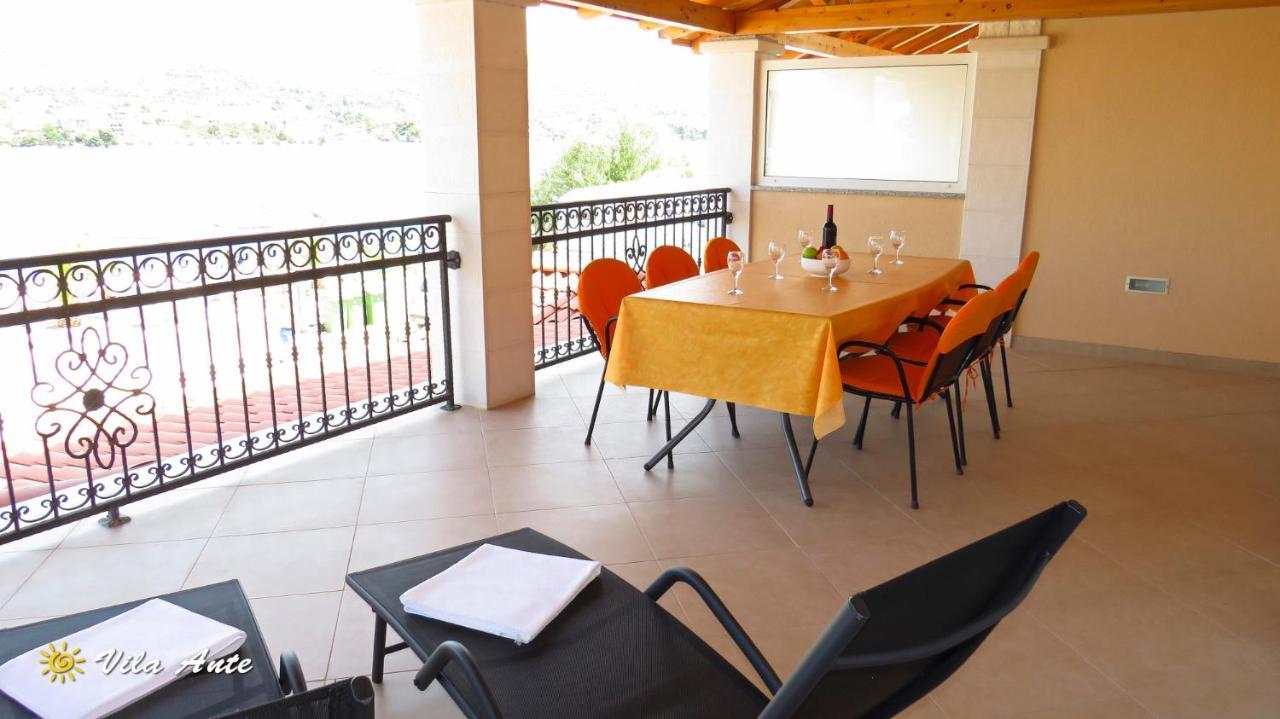 Apartments Villa Ante Grebastica Bagian luar foto
