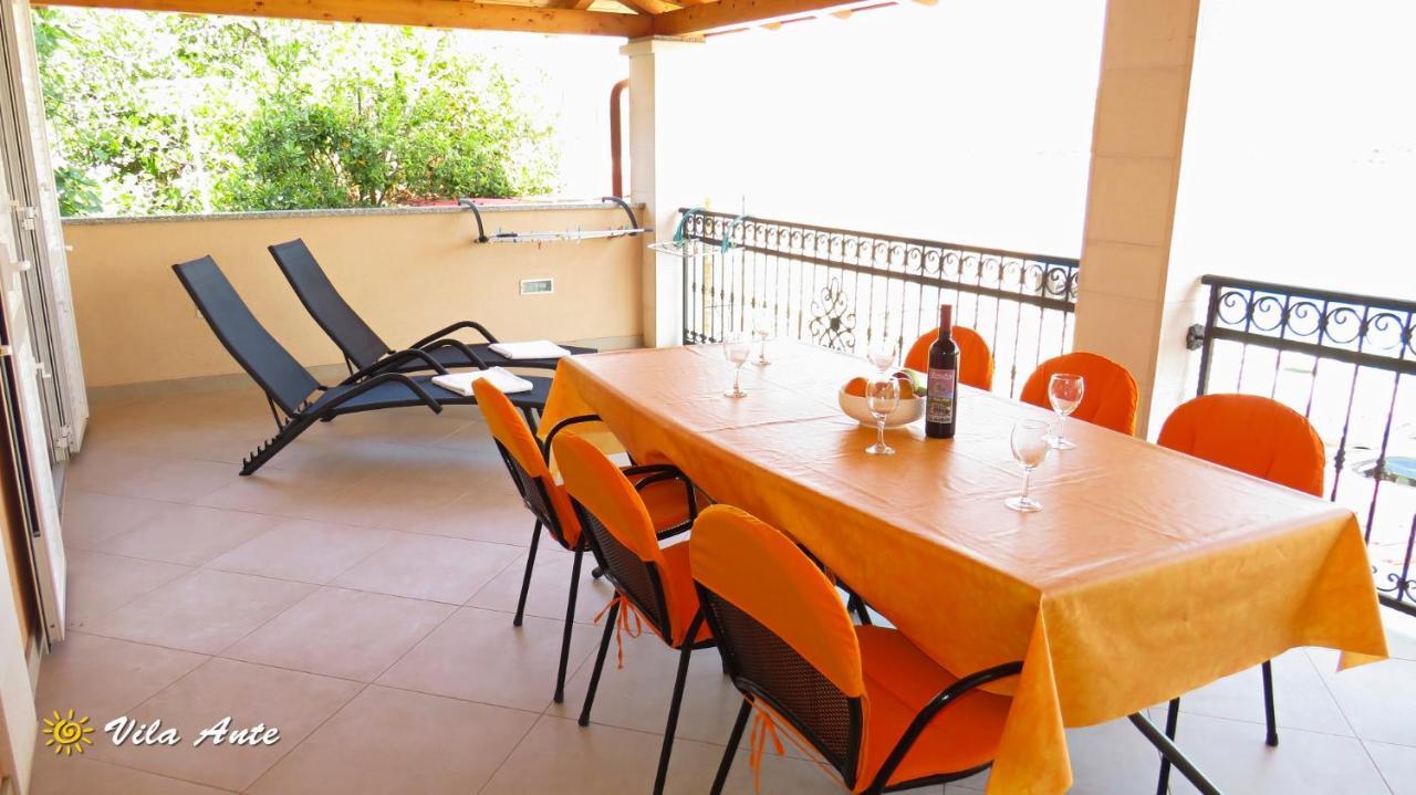 Apartments Villa Ante Grebastica Bagian luar foto