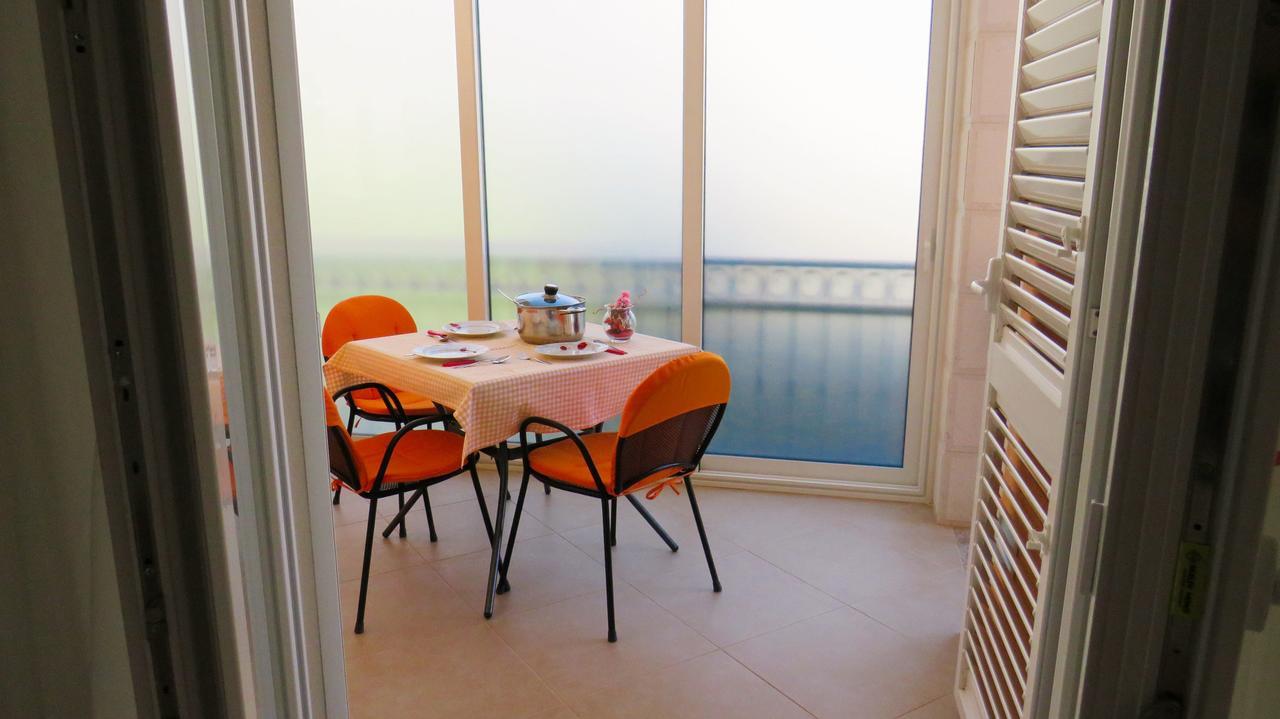 Apartments Villa Ante Grebastica Bagian luar foto